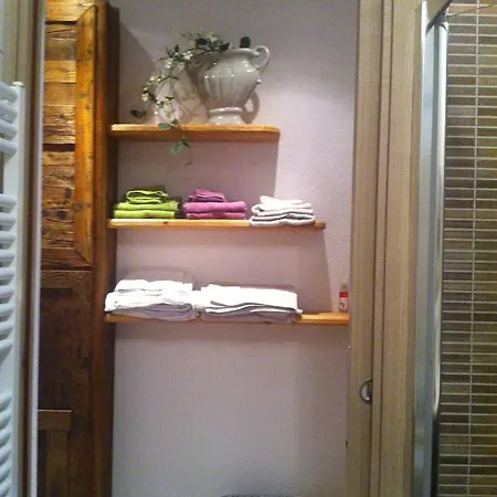 Casa Alessandra * أَويستا